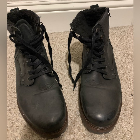 Steve Madden Other - Black Steve Madden men’s boots size 11 US